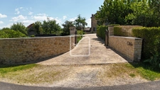 Grande maison familiale en pierre   Volumes, confort et pote 4