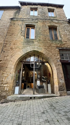 Idéal  investisseur Bel Immeuble en Pierre avec Galerie D'ar 4