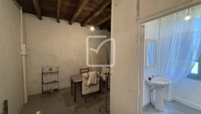 Maison en pierre de caractère avec grand potentiel. 13