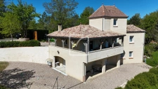 En exclusivité, Havre de paix à la campagne, Maison de plain 7