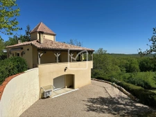 En exclusivité, Havre de paix à la campagne, Maison de plain 10