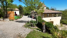 En exclusivité, Havre de paix à la campagne, Maison de plain 6