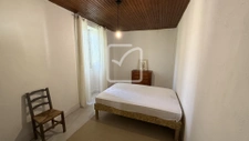 Maison en pierre de caractère avec grand potentiel. 11