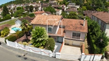 Maison avec piscine, loft indépendant et jardin clos 3