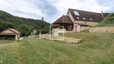 LONGERE EN PIERRE DE STANDING de 204 m2 HAB  SUR 6 HECTARES  23