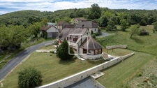 LONGERE EN PIERRE DE STANDING de 204 m2 HAB  SUR 6 HECTARES  5