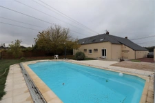  Maison familiale avec piscine de 176m2.  