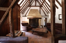 Belle longère sur une propriété de 2.7 ha boisés. 