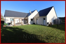 Maison moderne, familiale, fonctionnelle et baignée de lumiè