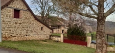 10 mn de BEAULIEU SUR DORDOGNE : EXCEPTIONNEL ENCLOS AVEC CO 4