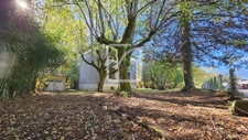 Maison individuelle à rénover avec jardin et garage  3