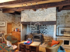 Maison en pierre pleine de charme et de surprises 6