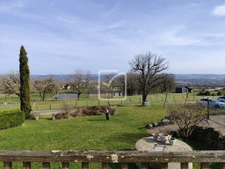 BEL ENSEMBLE EN PIERRE AVEC VUE PANORAMIQUE 4