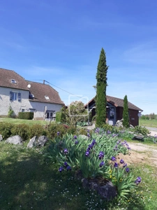 BEL ENSEMBLE EN PIERRE AVEC VUE PANORAMIQUE 2