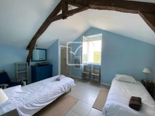 MAGNIFIQUE PROPRIETE EN PIERRE AVEC ACTIVITE TOURISTIQUE SUR 18