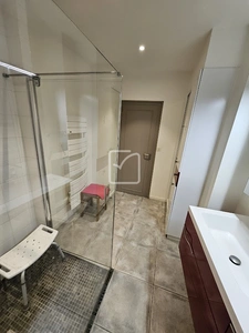 Grande maison proche de tous commerces 7