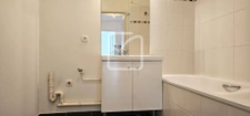 Appartement  type 2 de 48 m2 avec parking couvert proche jar 5