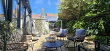 Maison 9 pièces de 234 m2 avec jardin, garage et maison 2 pi 17