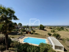 Plain-pied avec piscine et studio, proche de Brive 4