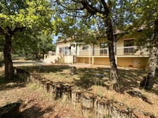 Maison au calme avec piscine et terrain arboré 16