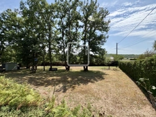 Maison au calme avec piscine et terrain arboré 14