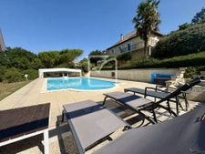 Plain-pied avec piscine et studio, proche de Brive 1