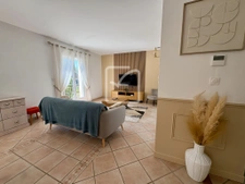 Plain-pied avec piscine et studio, proche de Brive 6