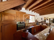 Maison au calme avec piscine et terrain arboré 10