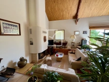 Maison au calme avec piscine et terrain arboré 2