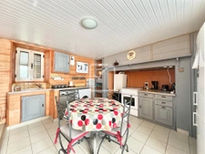 Ensemble immobilier maison et gites 15