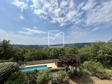 MAISON FAMILIALE AVEC PISCINE, VUE DÉGAGÉE ET TERRAIN ARBORÉ 4