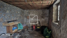 Maison en pierre sur 900m2 de terrain clos. 15