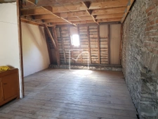 Bel immeuble avec extérieurs en centre-ville de Souillac 6