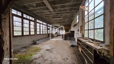 Maison avec atelier de 180m2 sur plus de 800 m2 de terrain 4