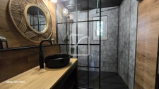 Chambres d'hôtes à vendre avec maison d'habitation  17