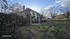 ancienne maison en pierre sur plus de 3300m2 de terrain 4