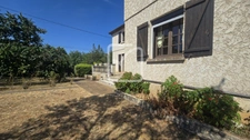 propriété de caractère avec grange, piscine et près de 2 hec 26
