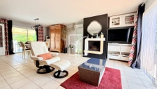 Maison d'habitation avec appartement indépendant, piscine et 4