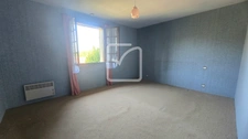 propriété de caractère avec grange, piscine et près de 2 hec 21