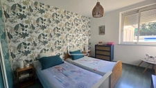 Très belle maison familiale de plain-pied avec piscine à Sou 14