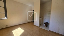 propriété de caractère avec grange, piscine et près de 2 hec 18