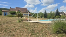 Superbe maison familiale de 155 m2 avec piscine, vue dégagée 2