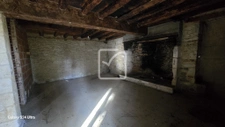 ancienne maison en pierre sur plus de 3300m2 de terrain 6
