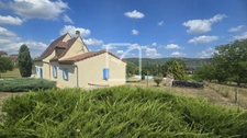 Superbe maison familiale de 155 m2 avec piscine, vue dégagée 4