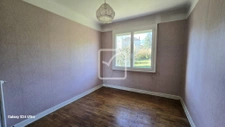 Maison individuelle sur 664m2 de terrain clos. 11