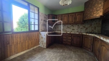 propriété de caractère avec grange, piscine et près de 2 hec 15