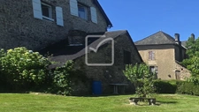 Maison de charme rénovée avec terrain et four à pain. 19