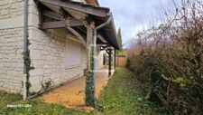 Grande maison familiale ou 2 logements avec garage et terrai 2