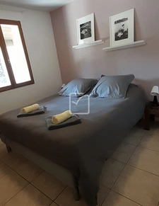 Propriété de caractère avec demeure Quercynoise, piscine, ma 25