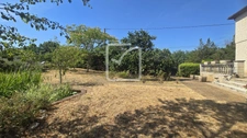 propriété de caractère avec grange, piscine et près de 2 hec 11